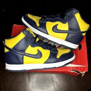 Michigan Nike Dunk Hi